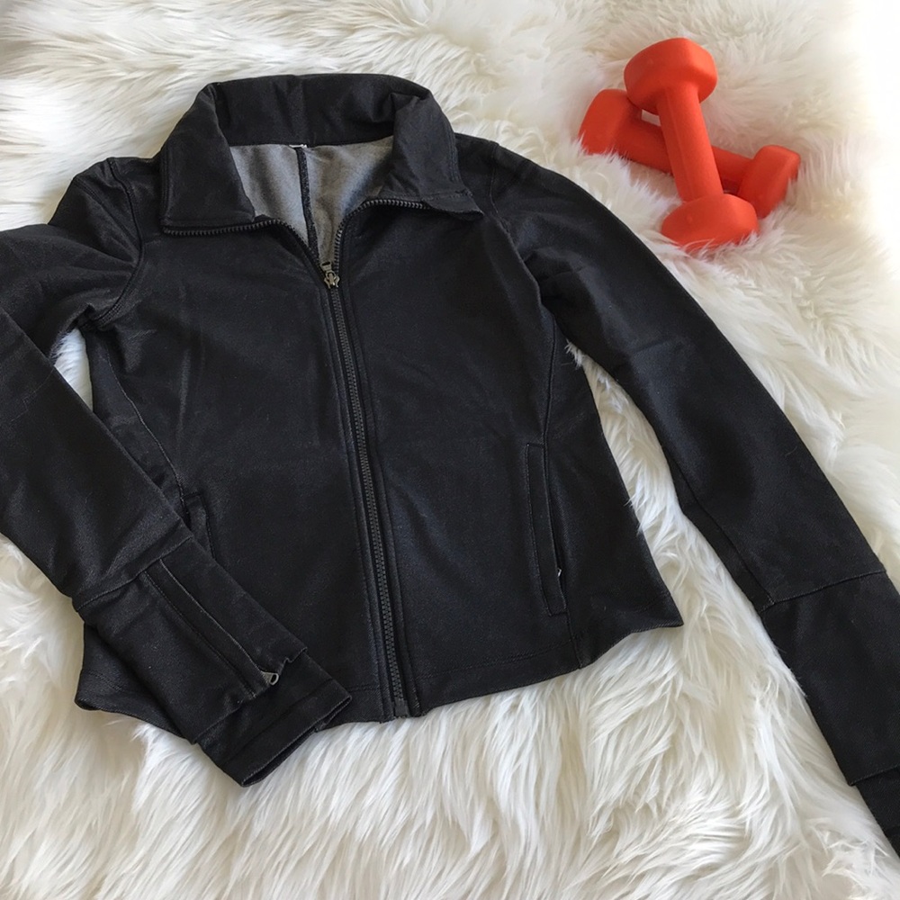❤️ under Armour studio jacket